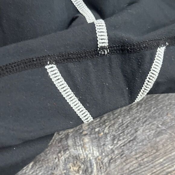 WeWoreWhat Black Leggings with White Accents - Picture 4 of 6